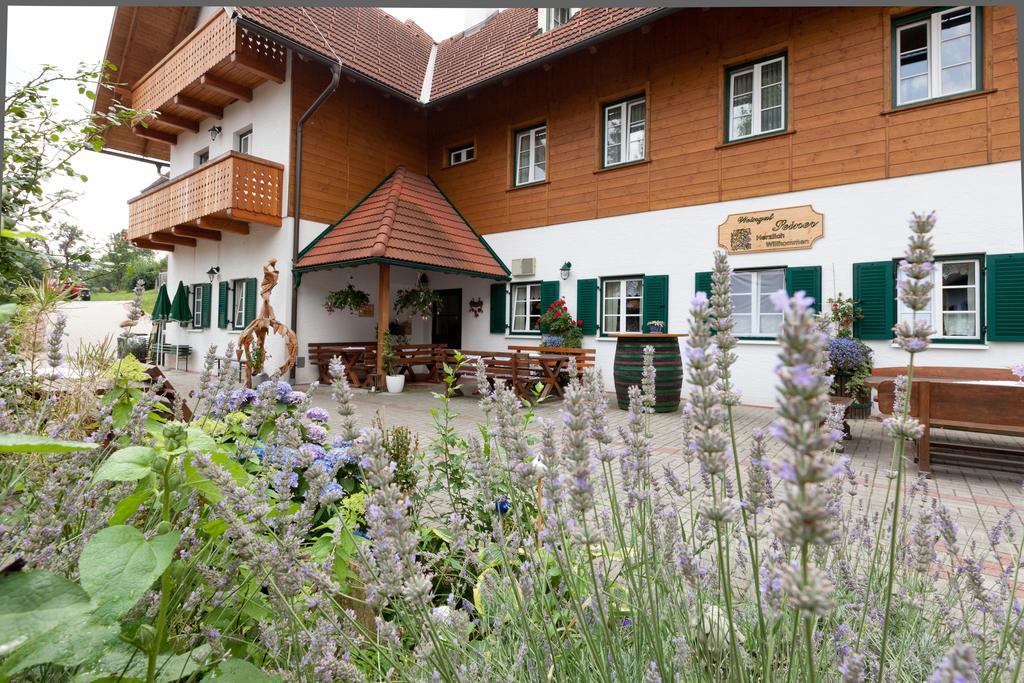 Weingut Seiner Vlg. Kraxner Villa Greisdorf Exterior photo